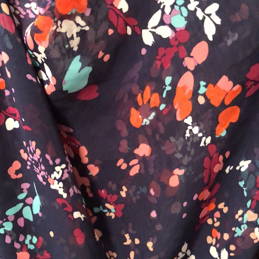 Flowered pool wrap - Picture 3 of 3